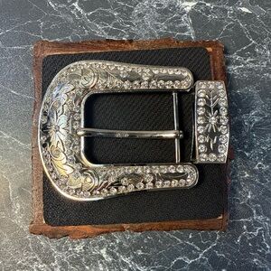 Vintage Women’s Western Belt Buckle Two Piece
